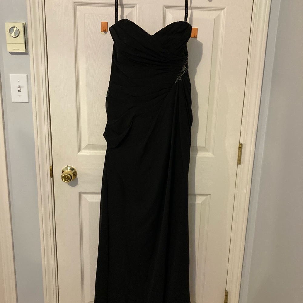 Elegant Black Evening Gown